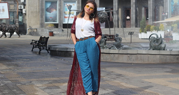 яна синцова